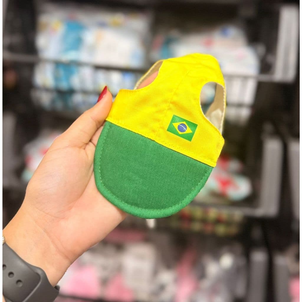 Boné pet com regulagem