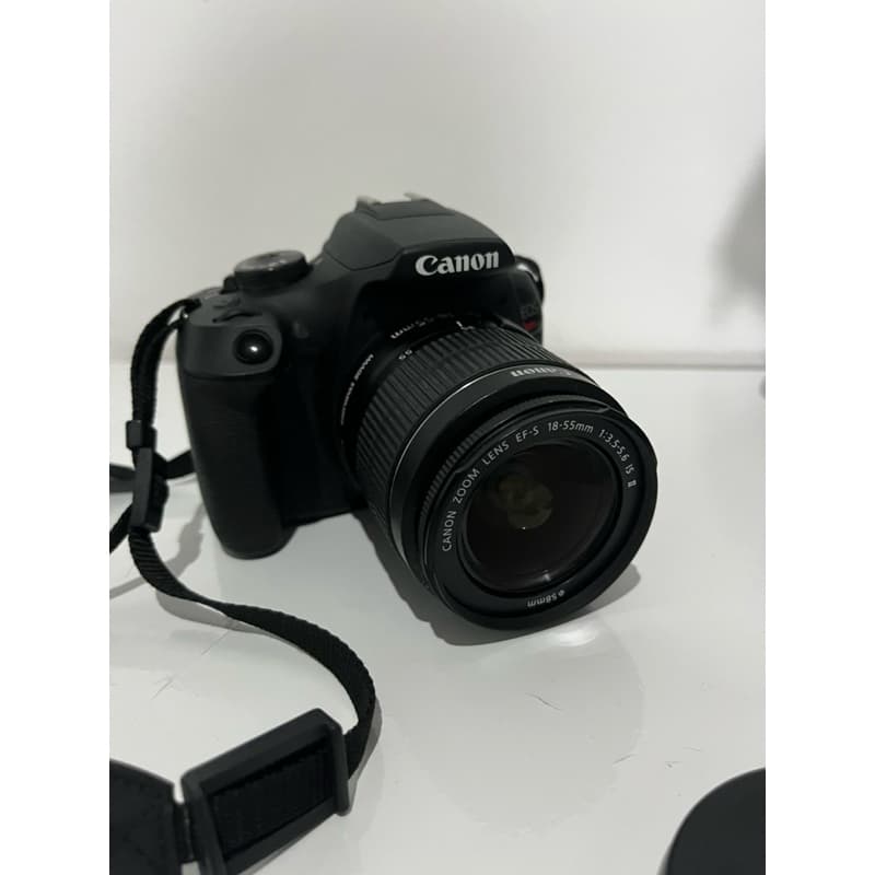 Câmera  Canon T7 Usada