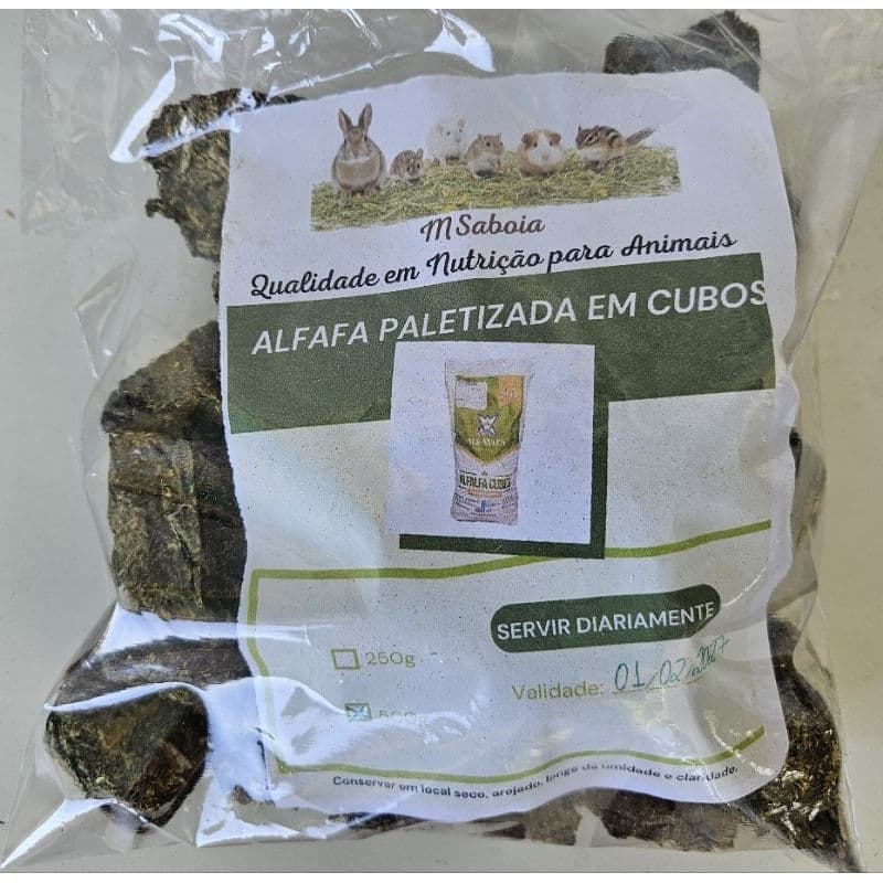 Cubos de Alfafa Importada para Coelho Hamster Chinchila Roedores 100% Desidratada Alfavita