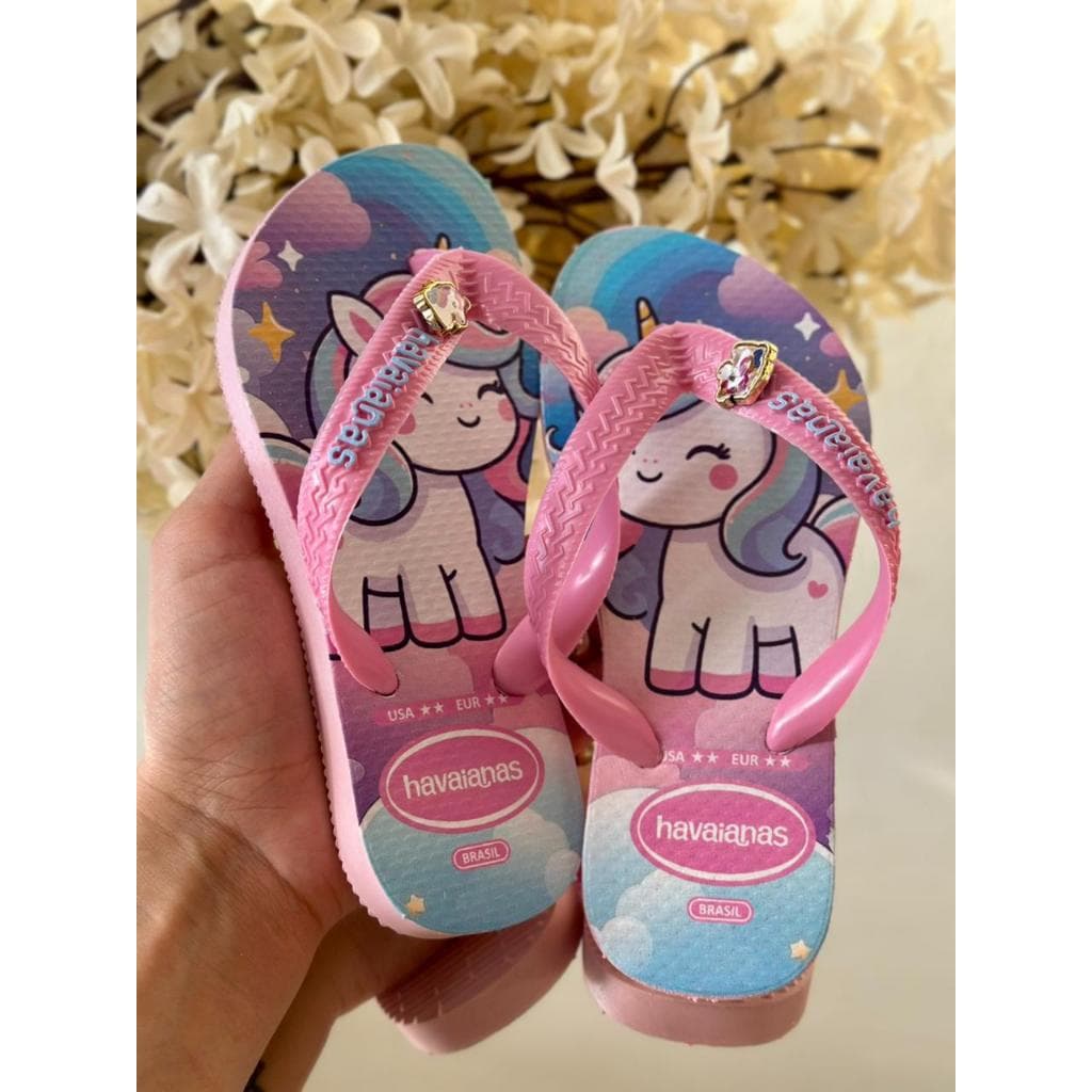 Sandália menina Chinelo Infantil com Pingente Personagem Fofo Antiderrapante Leve Confortável Kids criança frete gratis