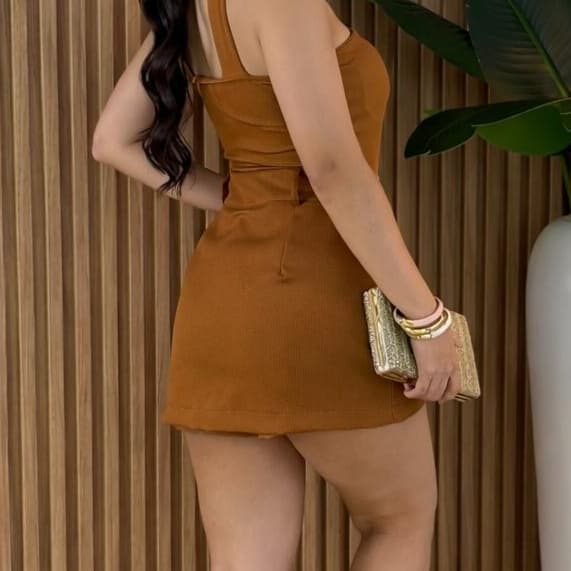 SHORT SAIA ALFAIATARIA FEMENINA CASUAL CHIC COM ZIPER E BOTAO VERÃO MODA