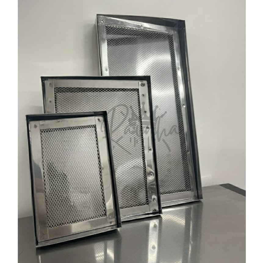 Escorredor de Óleo para Frituras com tela fechada em INOX LINHA PROFISSIONAL- Tamanhos Variados