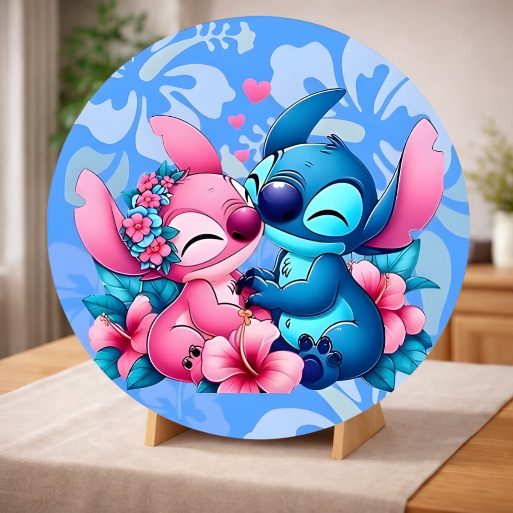 Painel De Mesa Redondo 50x50 Elástico Varias Estampa Stitch