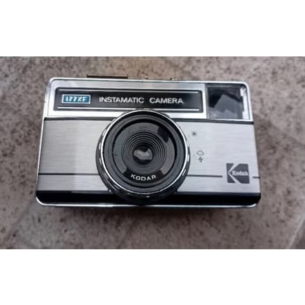 CAMERA FOTOGRAFICA ANTIGA KODAK 177XF - CONSERVADA