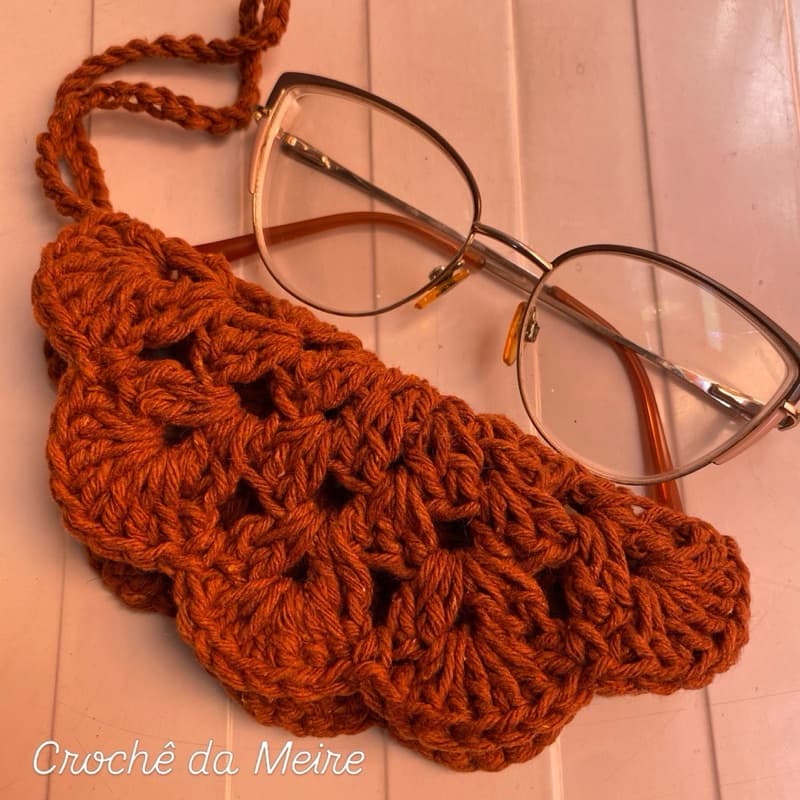 Porta Óculos em Crochê - feito à mão