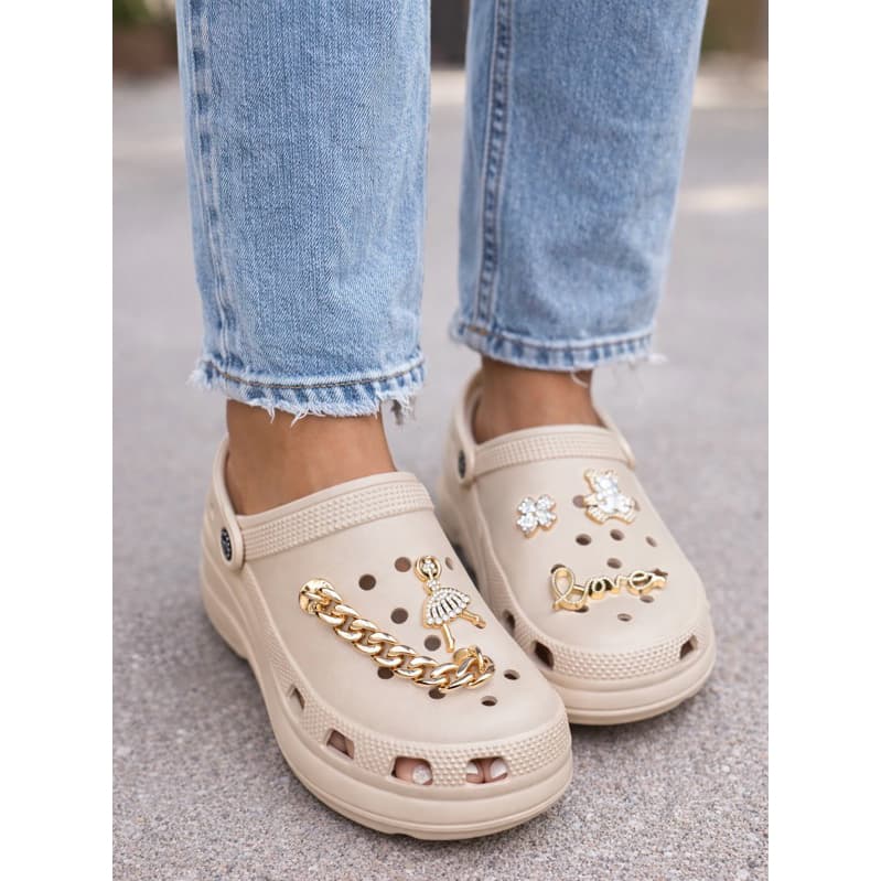 Babuche Plataforma Yvate com apliques