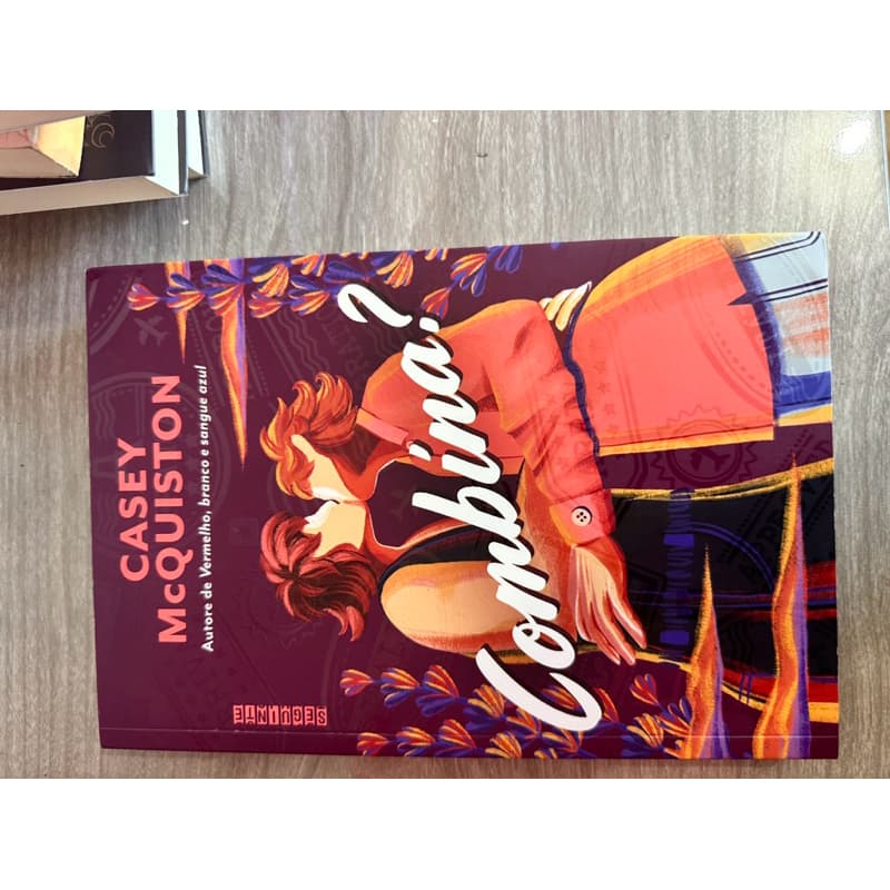 Livro Combina de Casey McQuiston