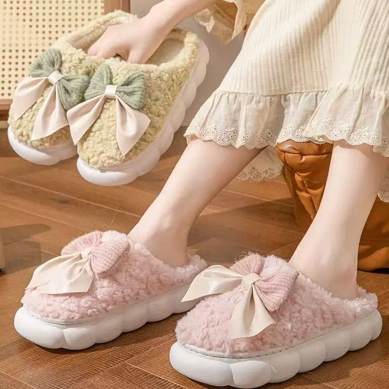 Pantufa de Pelúcia com larço Chinelos Inverno  Femininos   Solado Antiderrapante Novo Modelo Macio Super Confortáveis