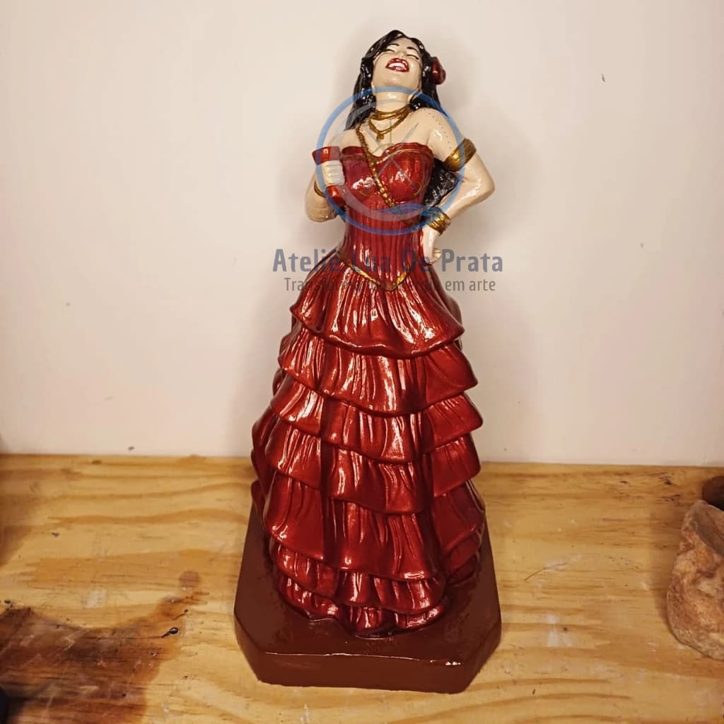 Imagem Pomba Gira Maria Padilha do Cabaré em Gesso 25cm Umbanda Imagem para Firmezas e Assentamentos