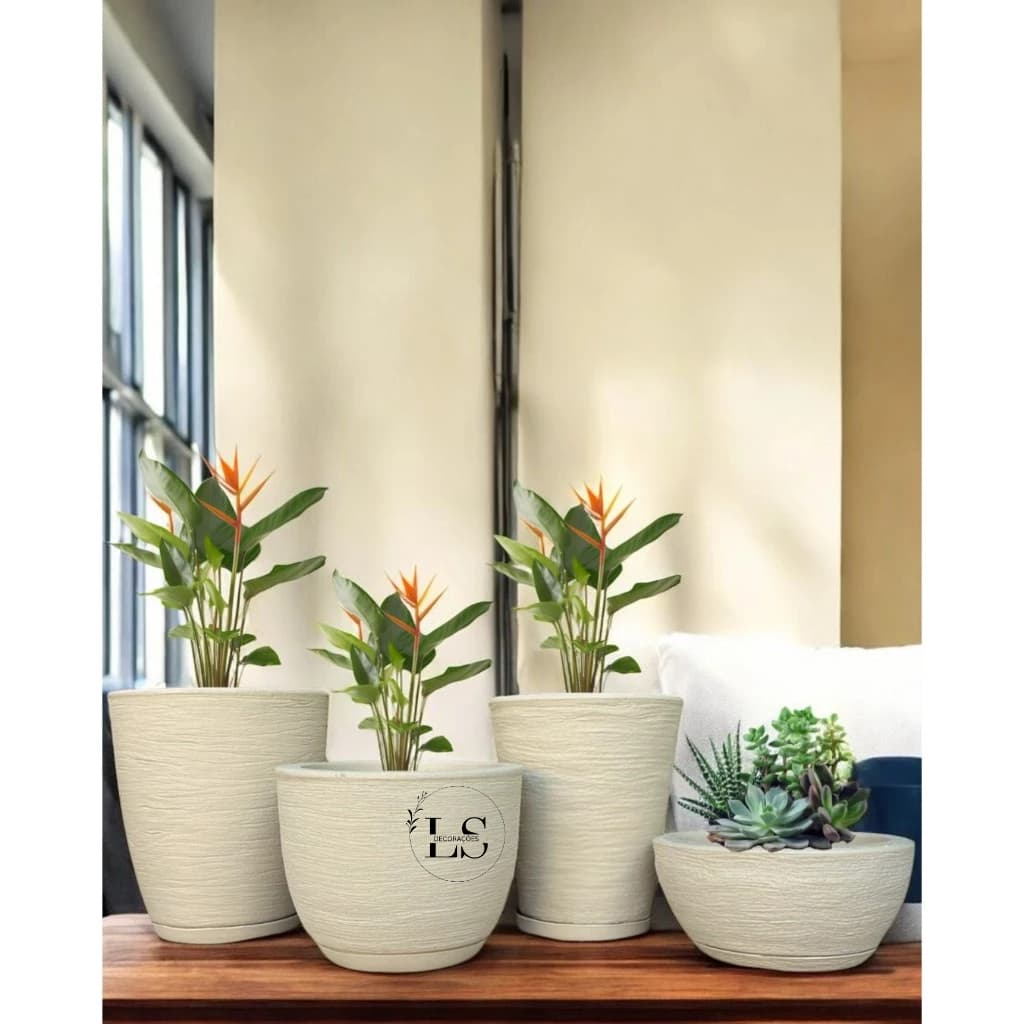 Kit 4 Vasos Decorativos Planta Flor Jardim Polietileno Coluna + Bojo + cone + Bacia N°1 Com Pratos