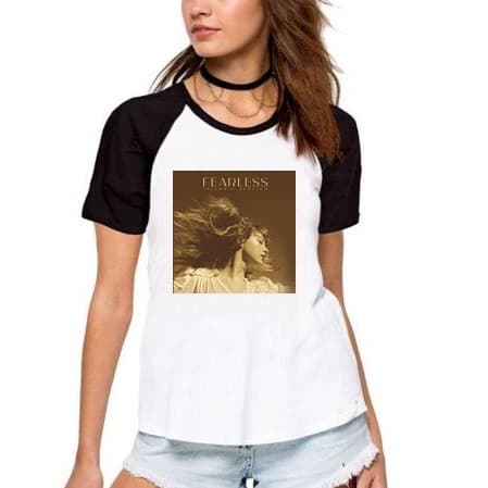 TAYLOR'S VERSION FEARLESS - CAMISETA REGLAN UNISSEX E BABY LOOK 100% POLIÉSTER