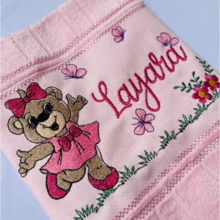 Toalha Bordada Personalizada Bebe Ursinha Laço Jardim com Nome
