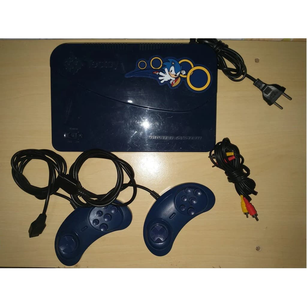 master system com 132 jogos na memória + 2 controles