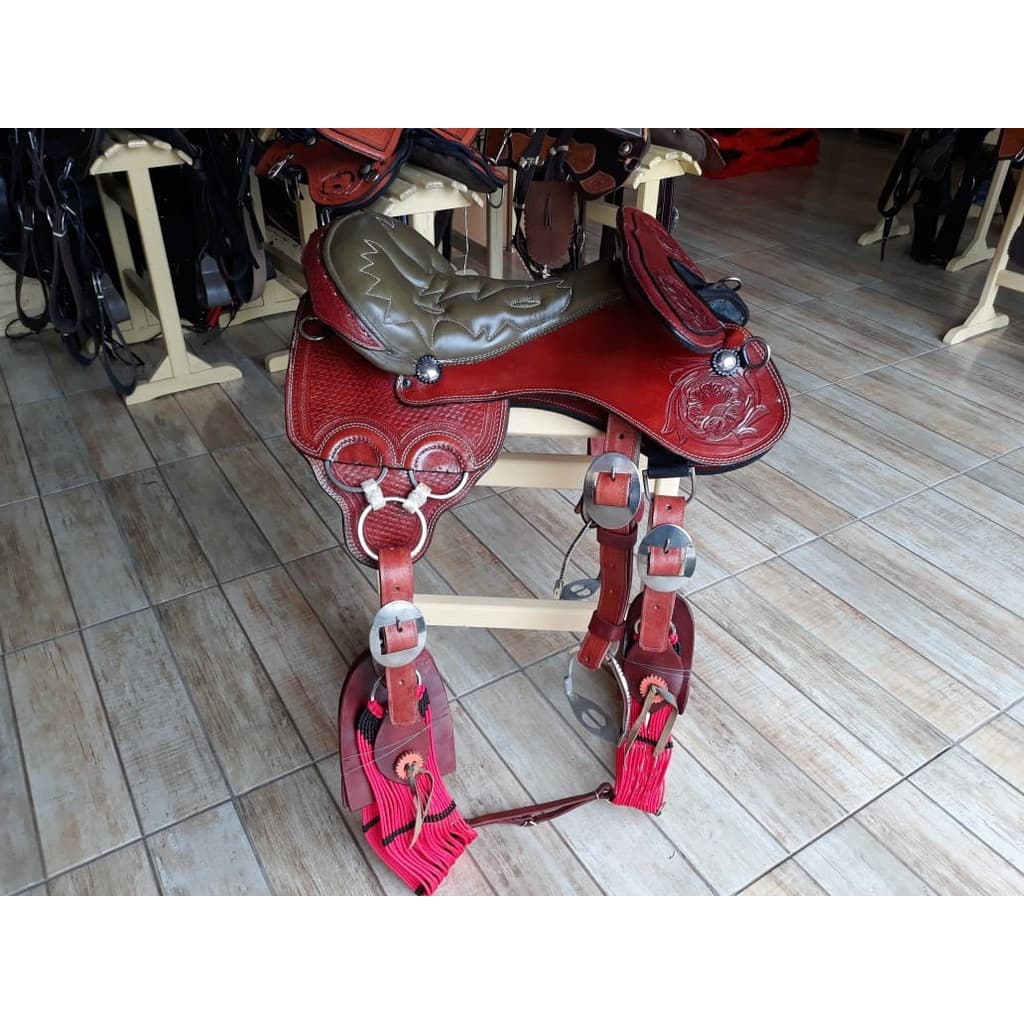 Arreio Muladeiro Com Arreatas E Ferragens Inox Para Montaria