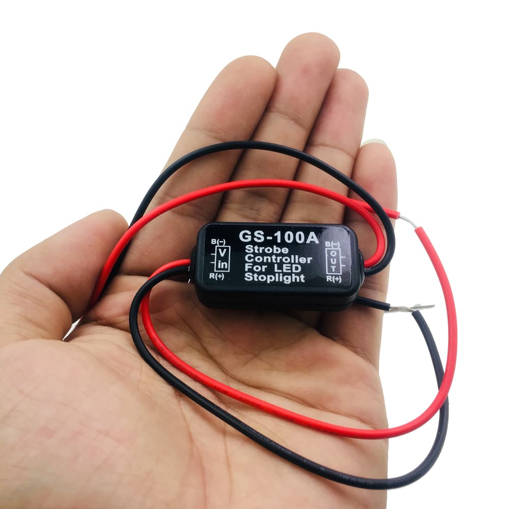 1Pc GS-100A Módulo Pisca-Do Controlador Estroboscópico Flash Para Lâmpada De Parada De Freio LED Carro 12V