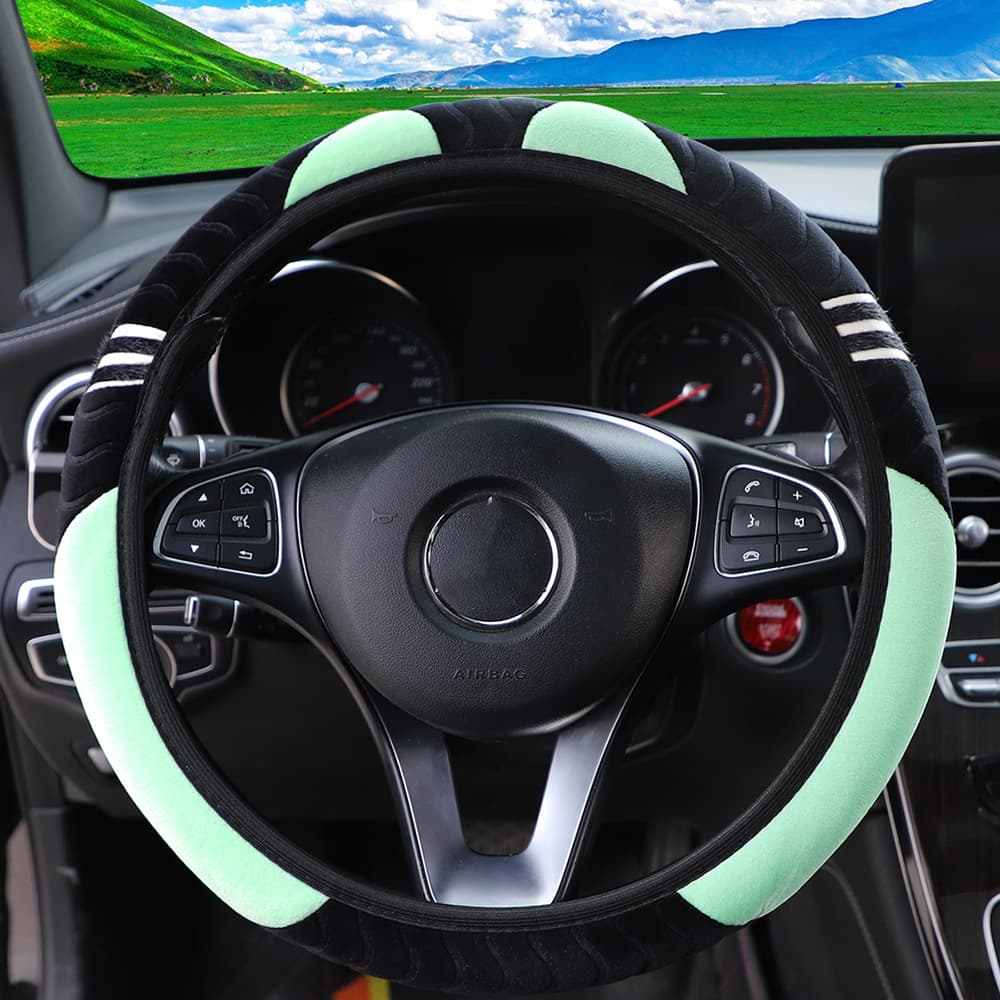 Capa Protetora De Volante De Carro De Pelúcia Pequeno Monstro 38CM Elástico Quente Antiderrapante Estilo Do Acessórios Para Auto Universal 38CM