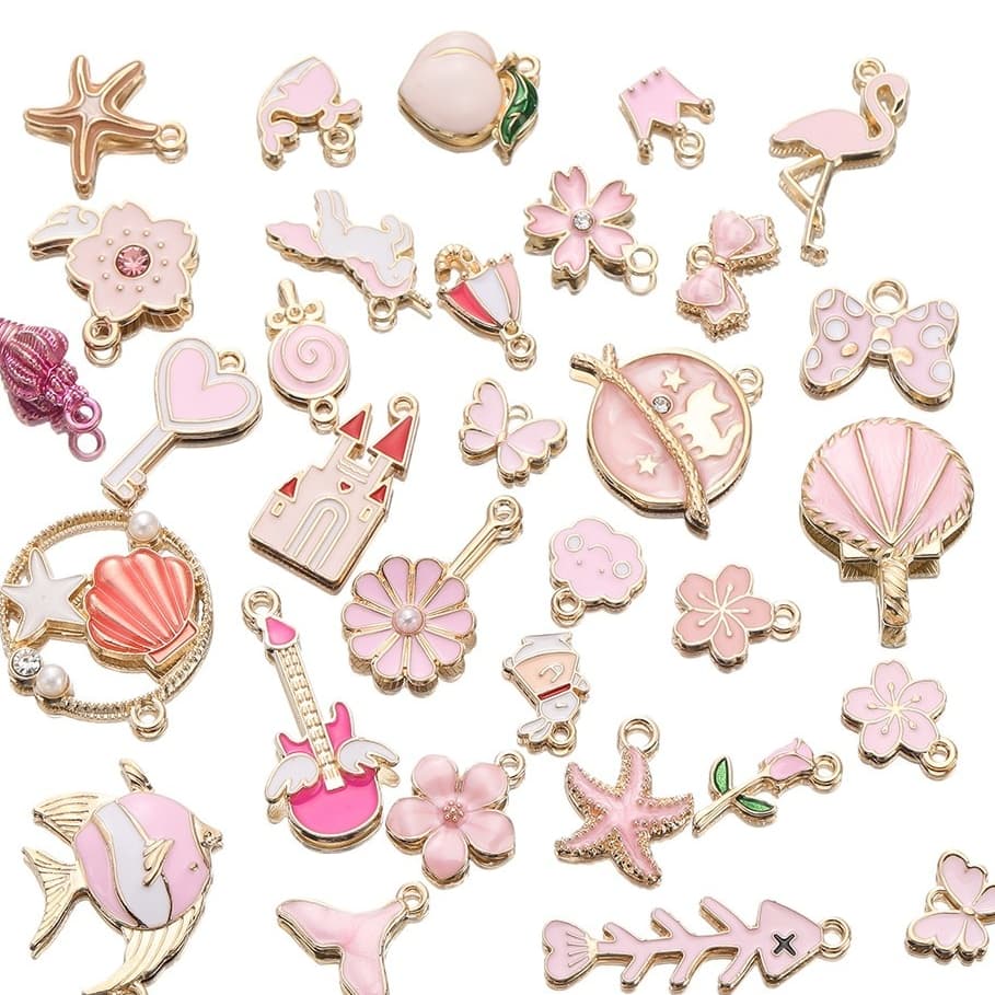 St.kunkka 10Pcs Pingente de esmalte Amuletos Vários estilos Material de liga Diy Pulseira De Joias