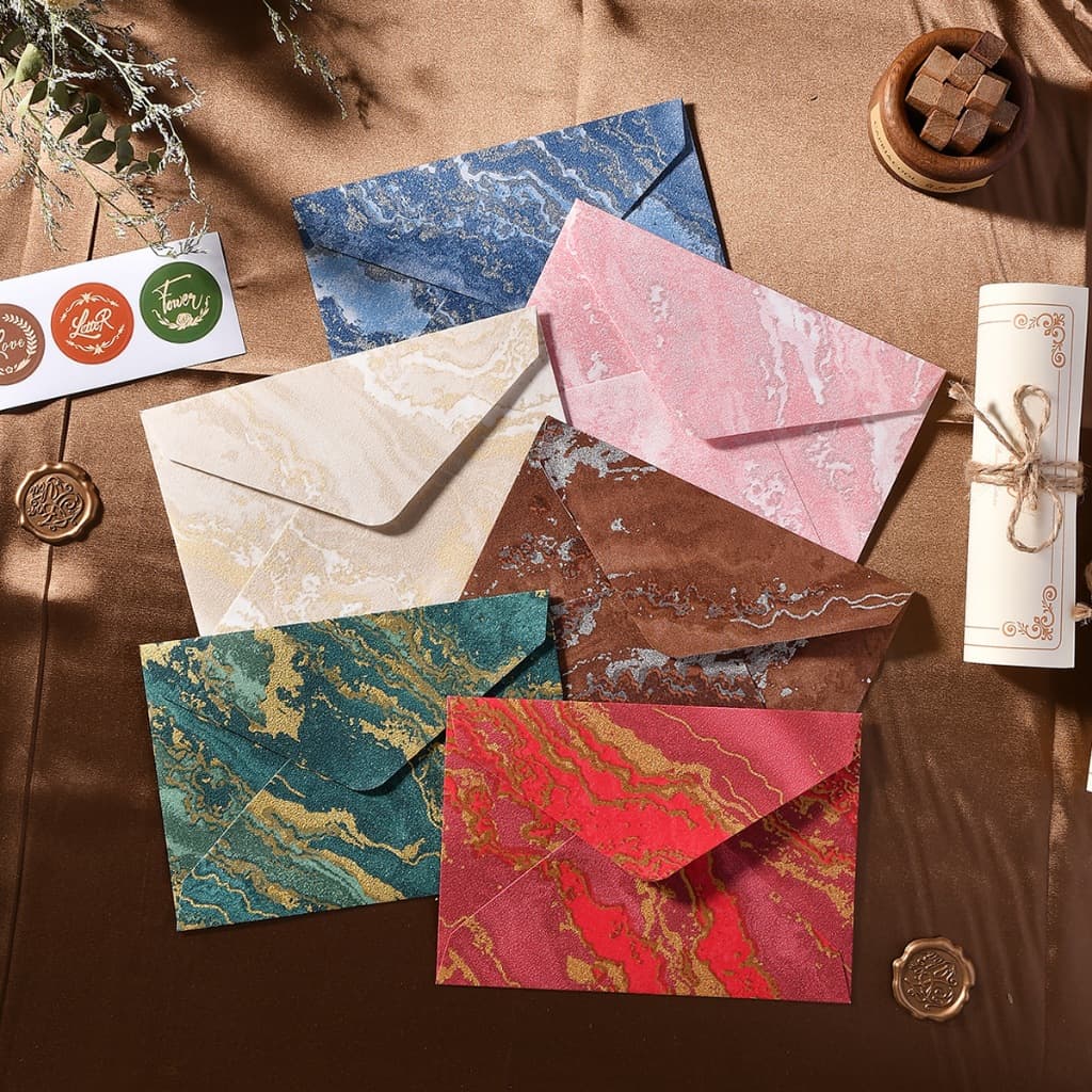 Envelope dourado carta conjunto de papel canal estilo textura em relevo manuscrito carta de amor dia dos namorados Premi