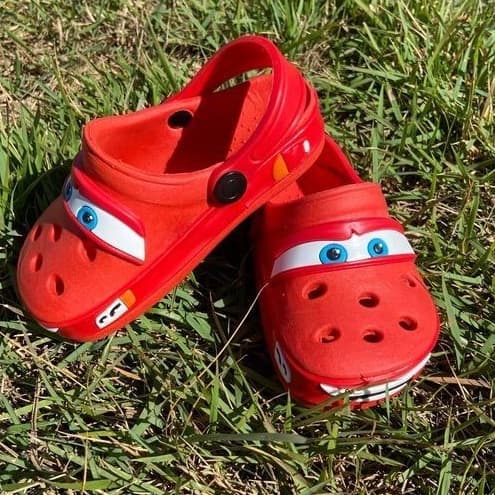 Carro MCQUEEN Adulto CLOG Cartoon Crianças Sapatos Sandálias De Praia Ao Ar Livre Homens Mulheres