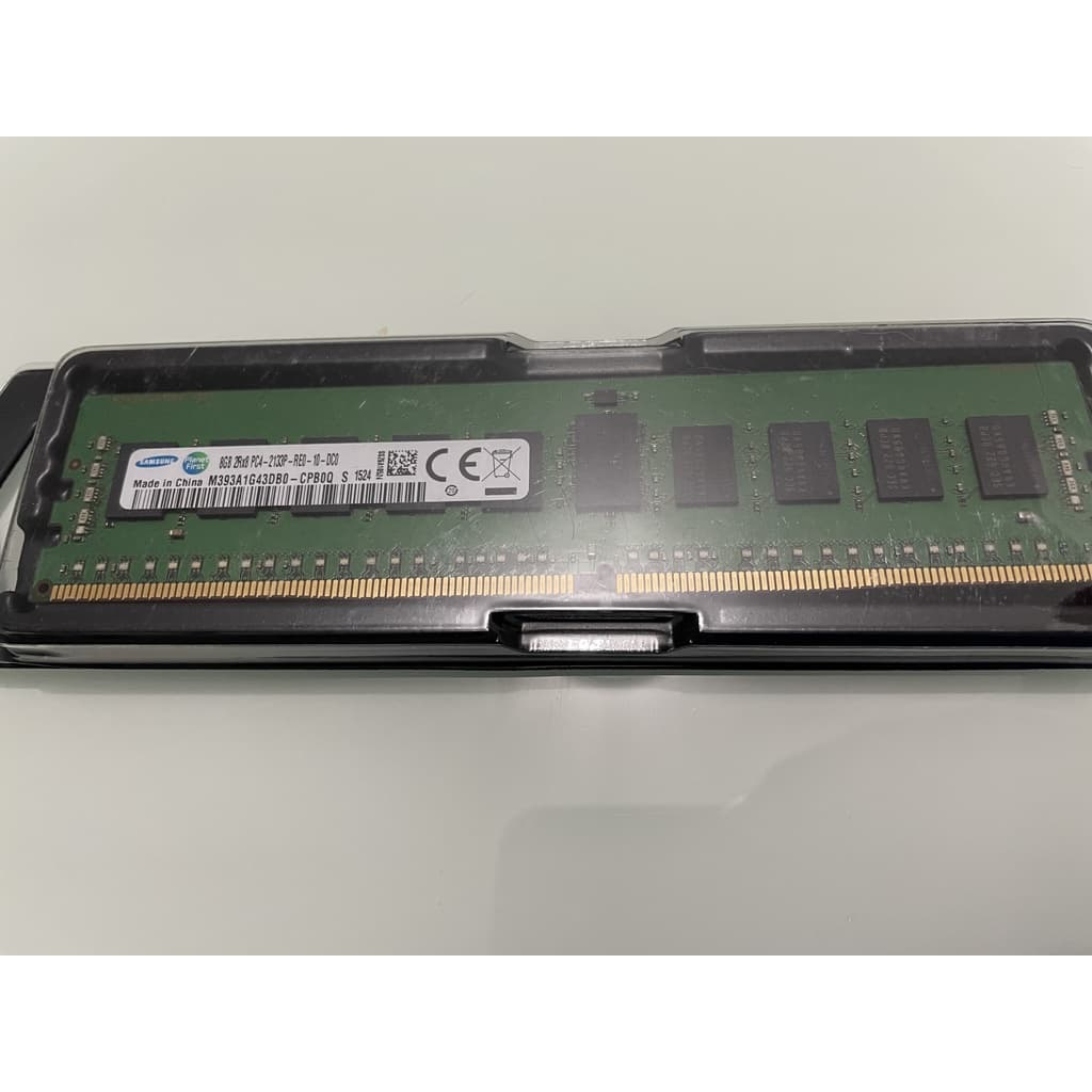 Memória Samsung Ecc Rdimm Servidor 8GB DDR4 PC4-2133P-RE0-10-DC0