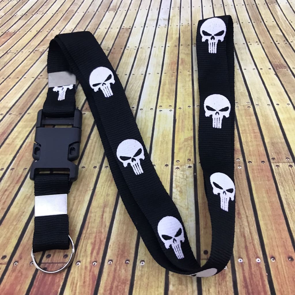 Chaveiro Cordão Justiceiro Moto Pescoço Fecho Engate Rápido Crachá Chave Celular