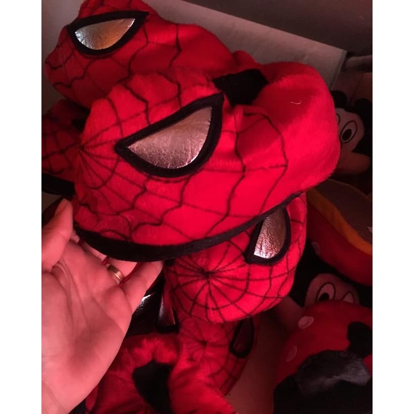 Pantufa Homem Aranha vermelho fogo linda e confortável