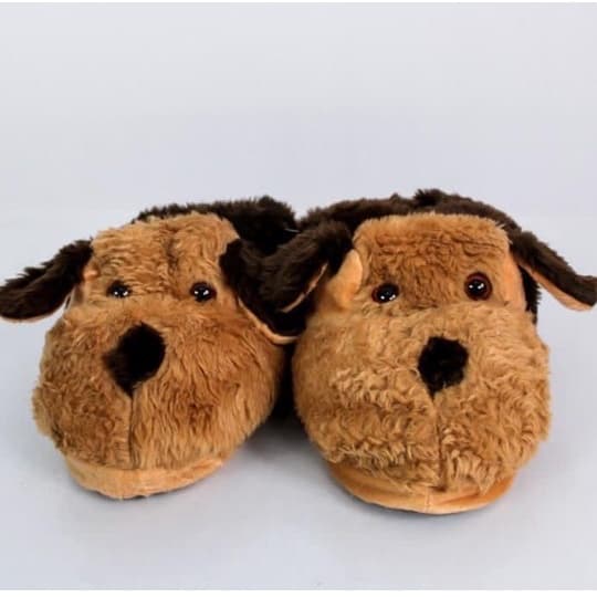 Pantufas quentinhas cachorro marrom