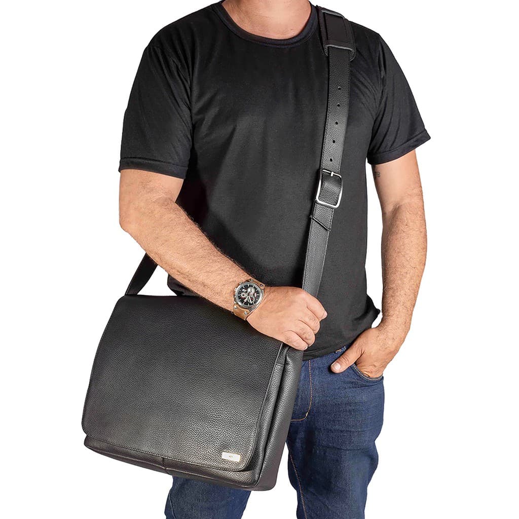 Bolsa Masculina transversal  Estilo Carteiro Para notebook ,Documentos Couro Legitimo Bovino