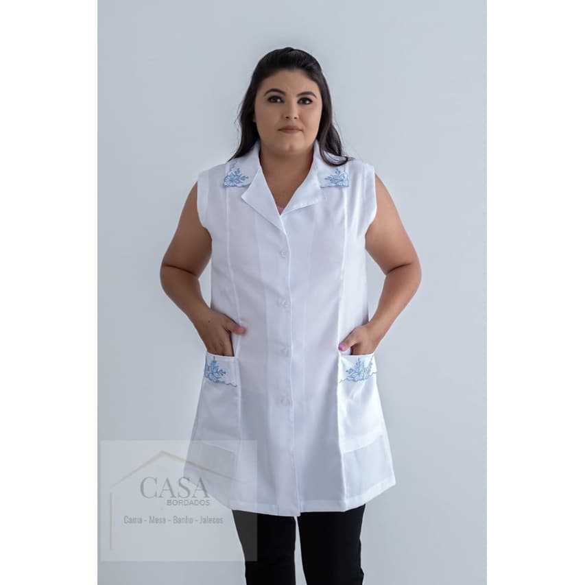 Jaleco Feminino Branco Bordado Tecido Oxford - Nininha Jalecos