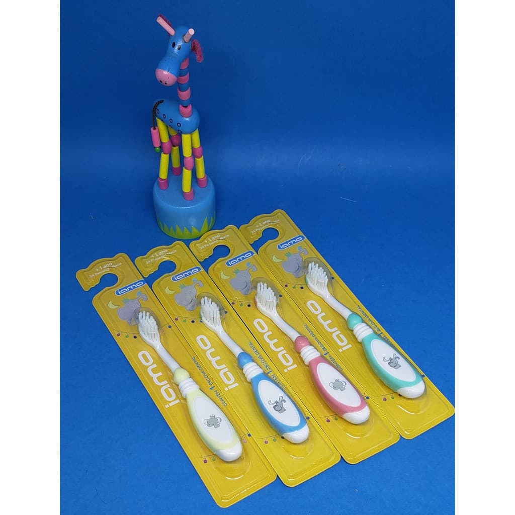 Escova de Dente Infantil- Super Macia - para criança de 1 ano em diante.