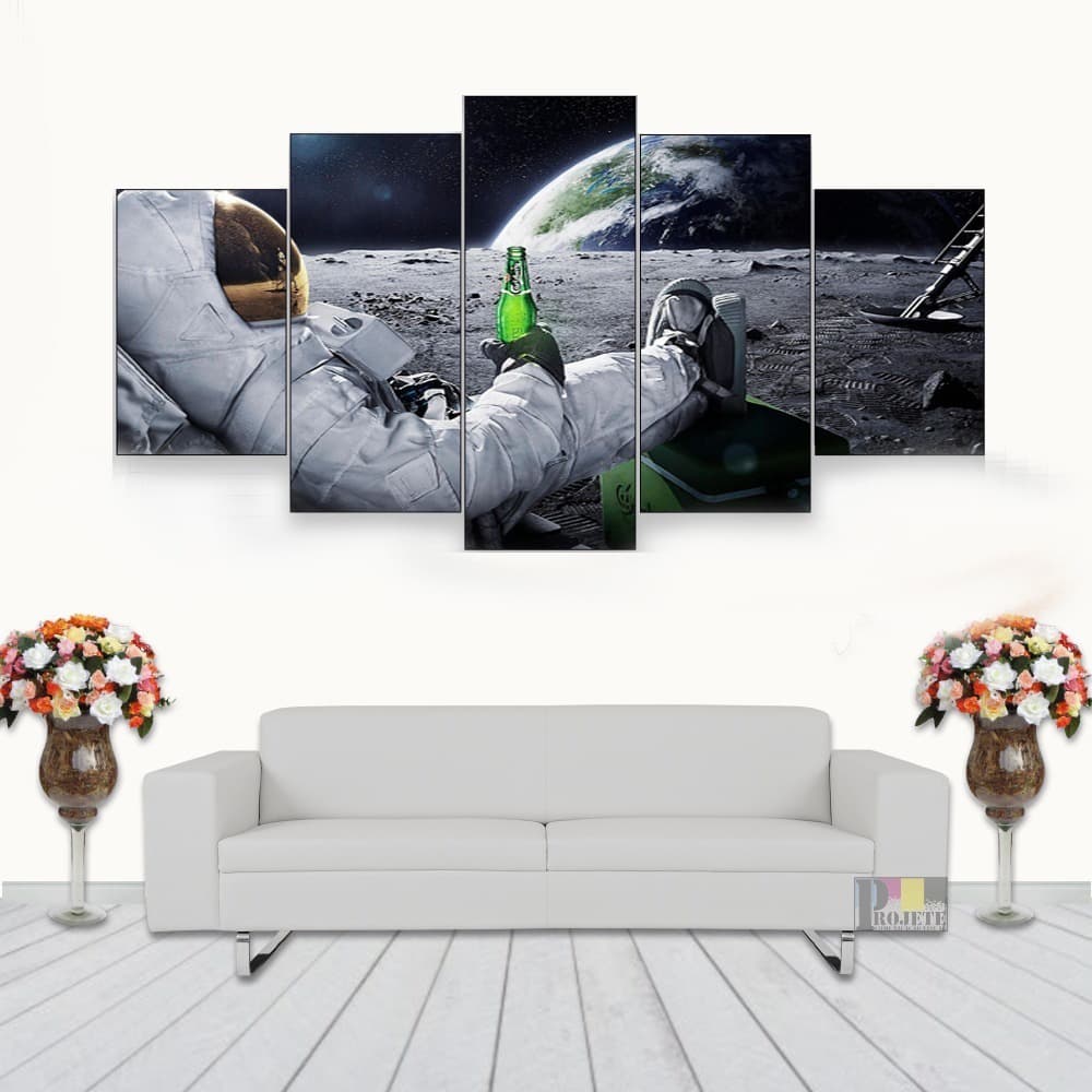 Quadro Decorativo Astronauta Na Lua 115x60 5 Peças N05
