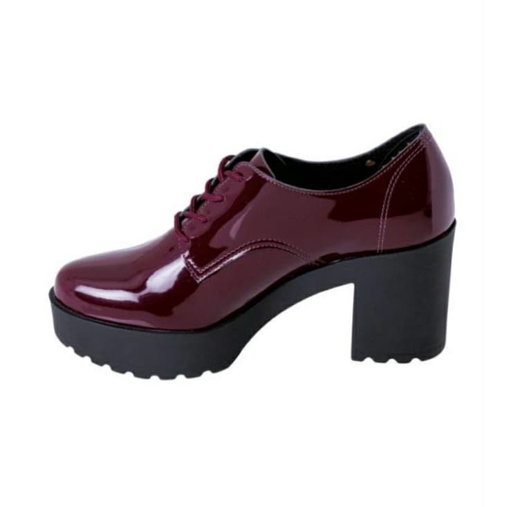 Sapato moleca vinho em sintético verniz