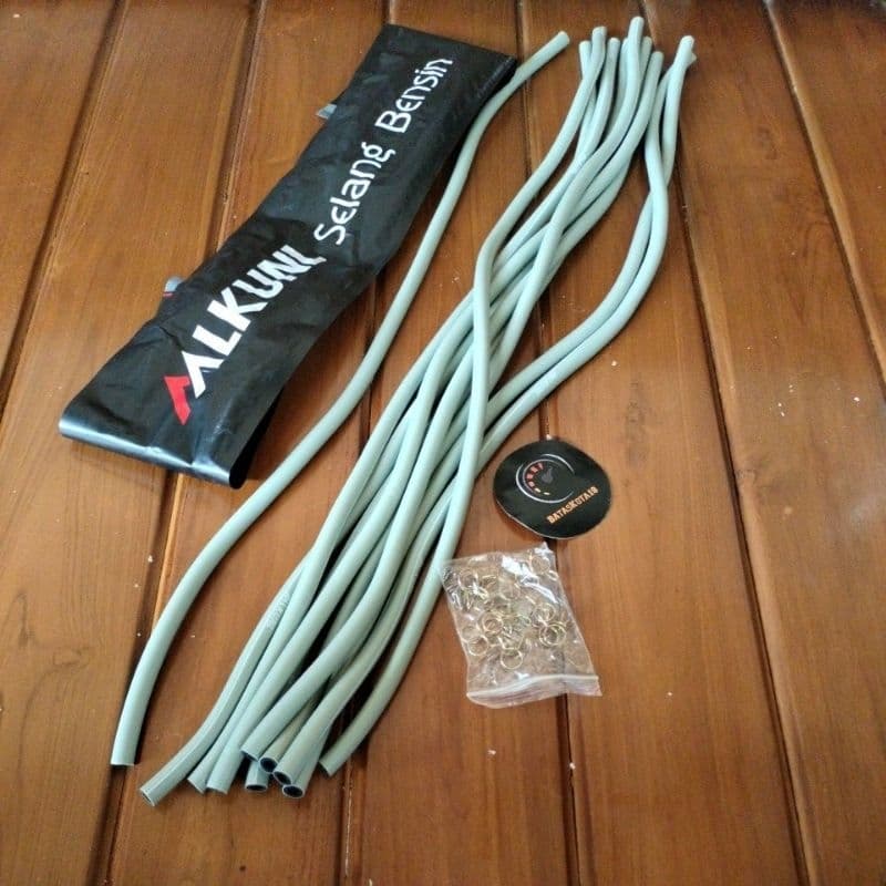 Mangueira Gasolina Cinza + Clipe Universal Tamanho 60 CM