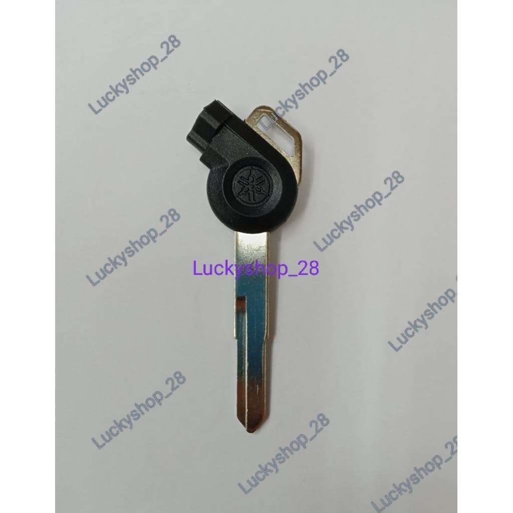 material Da Chave Motocicleta Yamaha Nmax + Tampa Magnética (Direita)