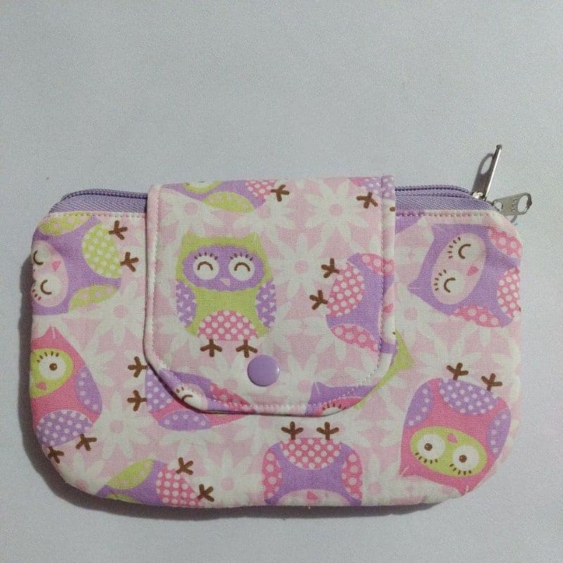 bolsinha carteira dupla ideal para saída rápida.