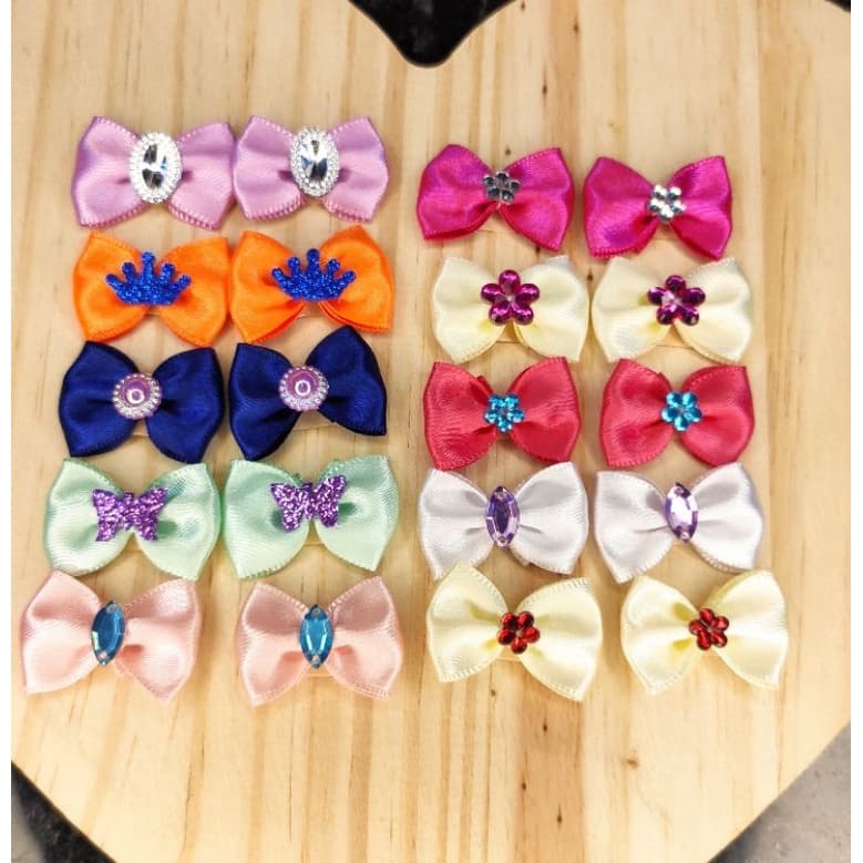 Laços Pet Adesivos ou com elastico, cães e gatos, pet shop, banho e tosa, cachorro