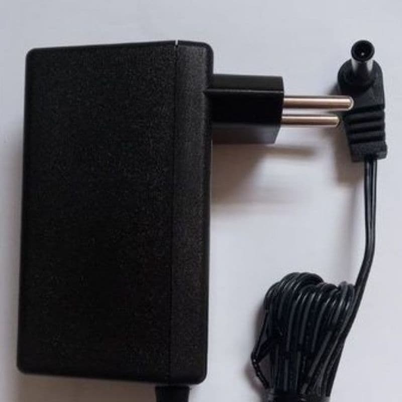 Fonte Para Monitor e TV LG 19V 1.7A Conector Com Pino Central