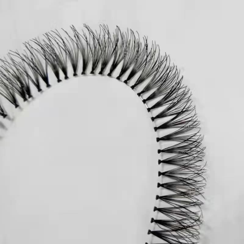 Feito à mão (cerca de 50 peças de cílios postiços)