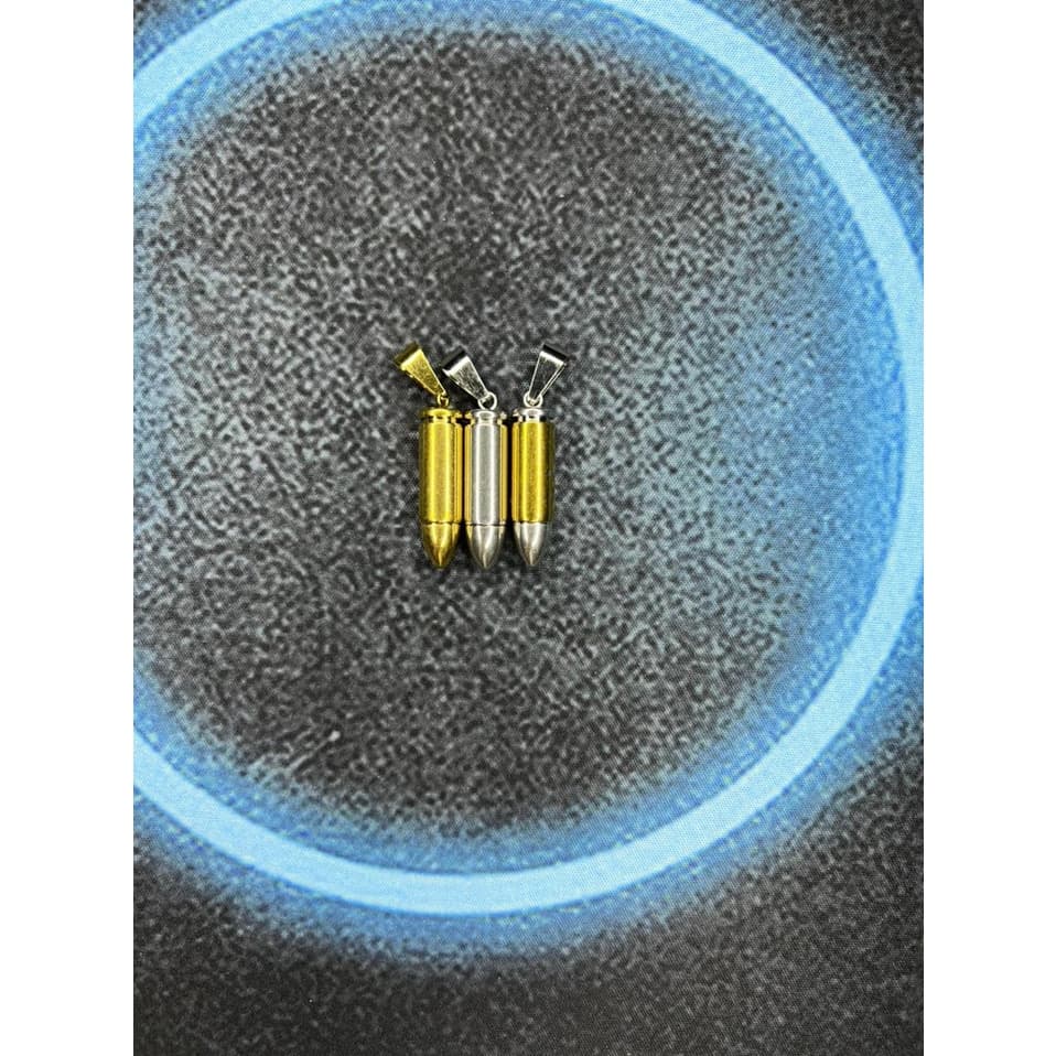 PINGENTE  de bala aço inox  VENDE PELO UMA PECA