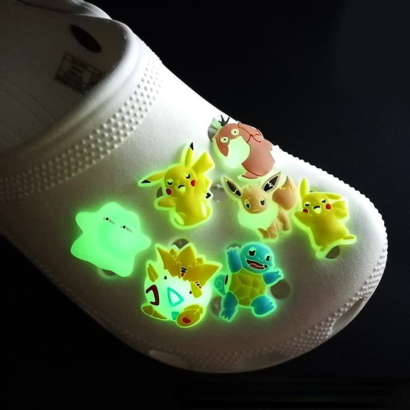 Pikachu Fluorescente Jibz Para Cro Sapatos De Encanto Slippers Decoração Acessórios Especiais encanto de sapatos