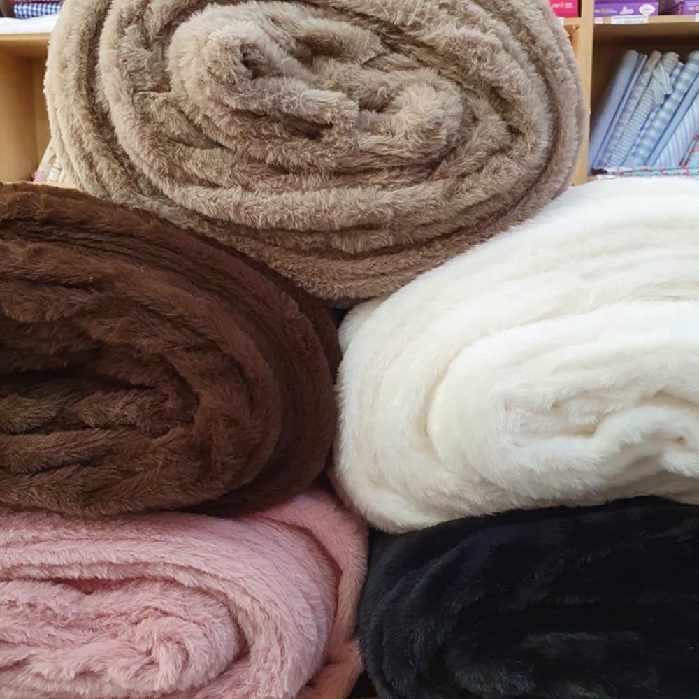 Tecido Pelúcia Por Metro Pele Agata 1,6m de Largura