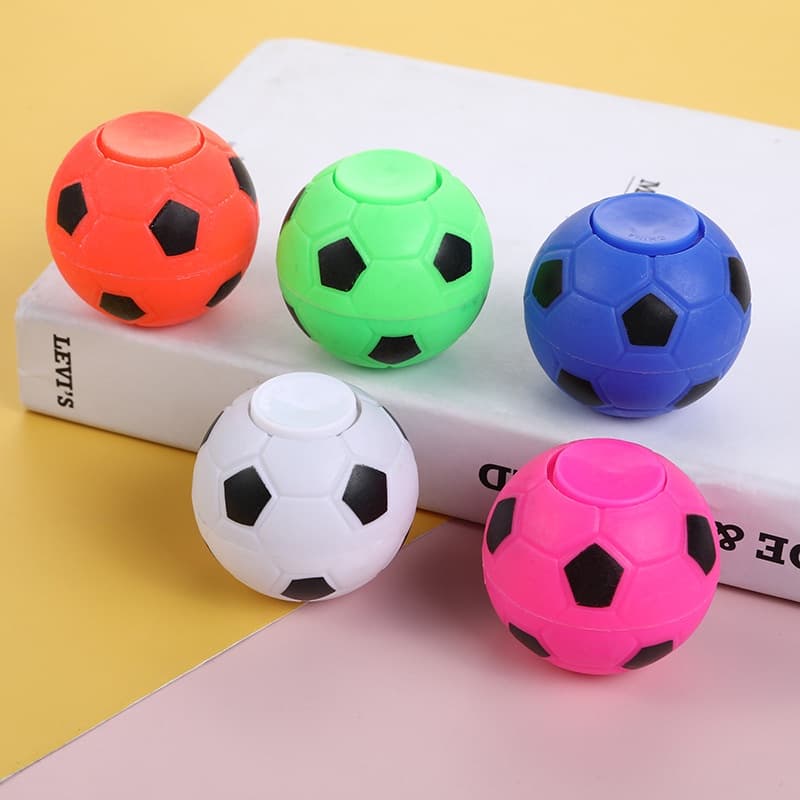 brinquedos baratinhos atacado Novo Prêmio De Brinquedos Descompressão Com Dedo Giratório De Futebol coisas divertidas