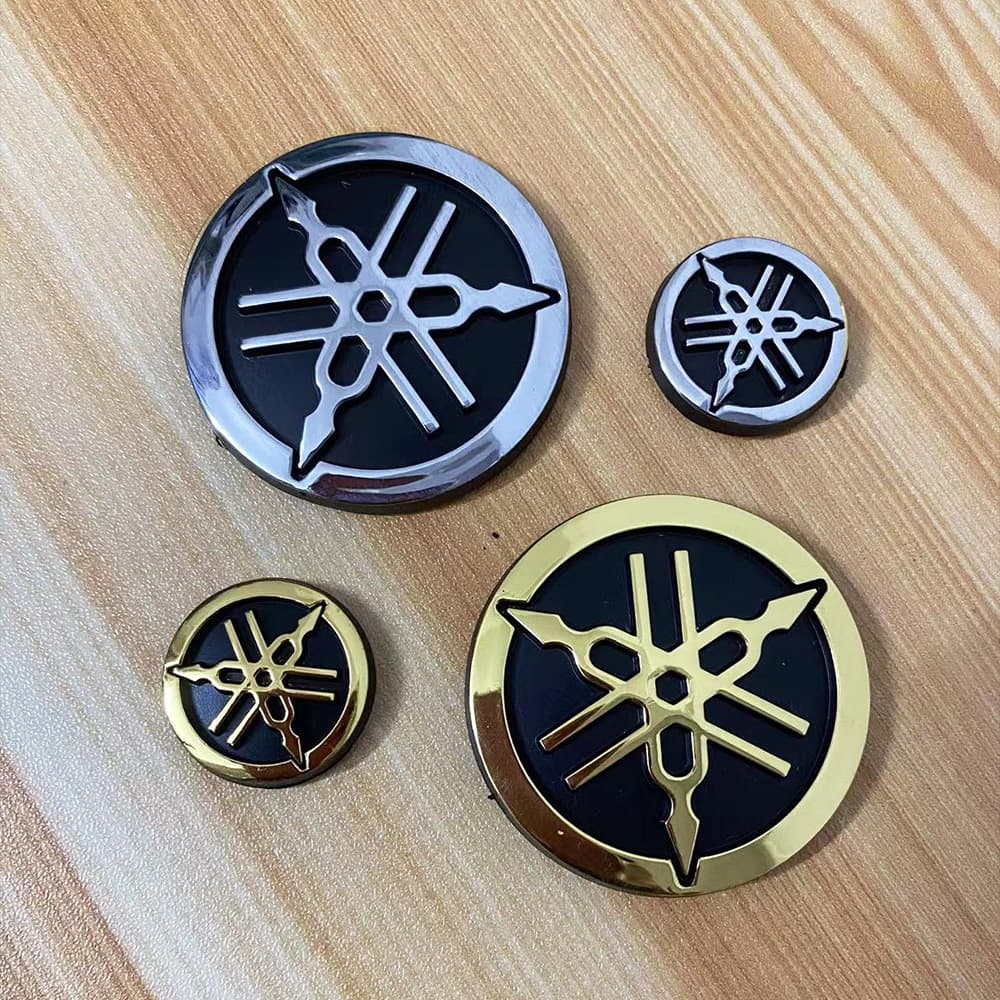 2/4 Pçs/Set 3D ABS Logo Emblema Para YAMAHA Mio Aerox Nmax TFX150 YZF-R15 R15 R3 R1 R6 MT25 MT03 MT09 R25 R3 Acessórios 