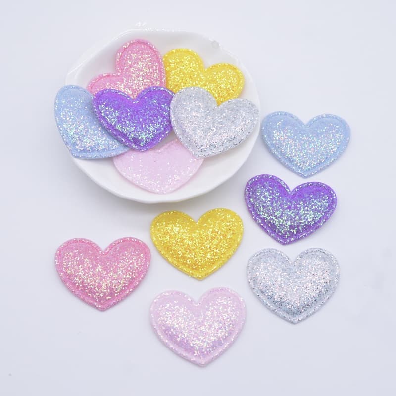 50Pcs 3.5 * 3cm Glitter Coração Applique para DIY Headwear Clips Cabelo Decoração Chapéus Roupas Acessórios Patches