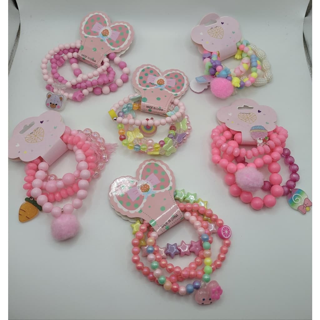 KIT 4/8/12/16/24  de pulseiras  para Crianças /Conjunto Infantil Frutas varis modelo pingente Coloridos ideal para revende /presente