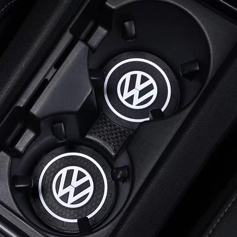1/2pcs Logotipo Do Carro Silicone Antiderrapante Acessórios Para Bases De Água À Prova D'água VW POLO CC Tiguan Golf Passat Touran Bora B5 Jetta Beetle MK7 MK5 Touareg