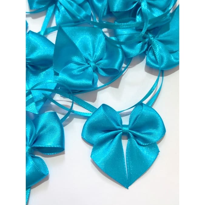 Laço de Cetim 5x5 cm com fita para amarração - 100 unidades - Decorações bolas  esferas acrílicaspersonalizados e lembra