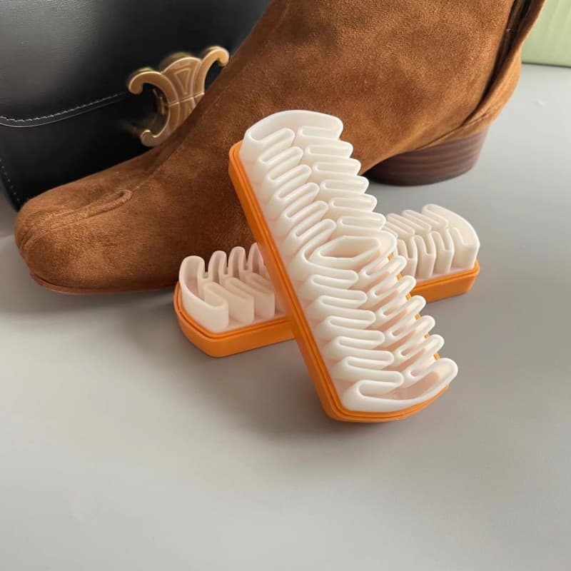 Escova Limpa Couro Bancos Bolsas Botas Couro em Geral Rubber Brush Karbox