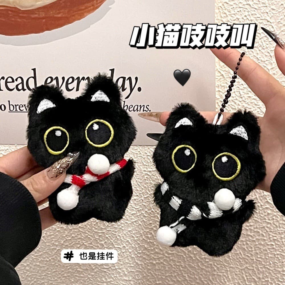 Squeaky Olhos Grandes Cachecol Gato Preto Chaveiro Pingente Bonito Boneca De Pelúcia Brinquedo Mochila Charme Decoração 