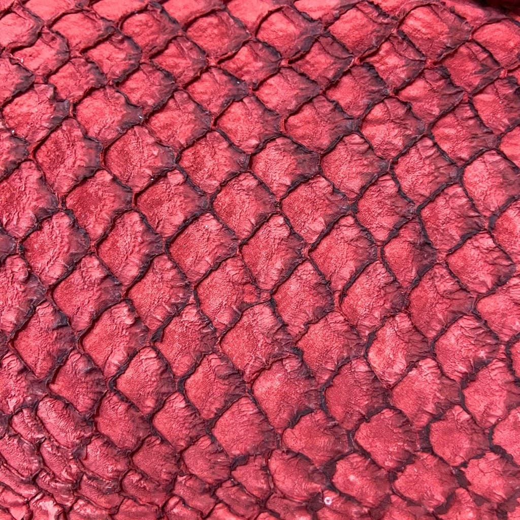 Couro de Tilapia Vermelho 8 x 25 cm